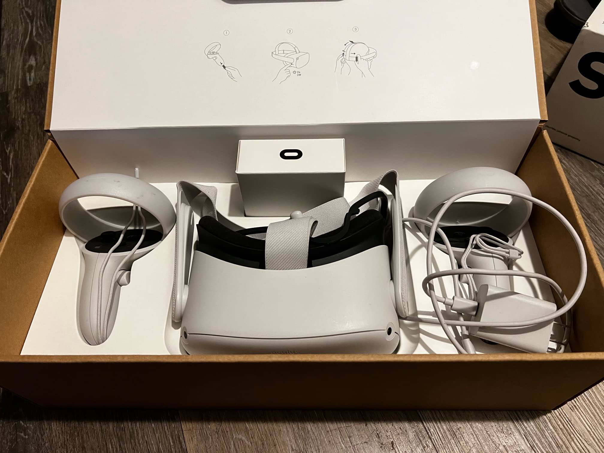 Amazon.com: Meta Quest 2 — Advanced All-In-One Virtual Reality